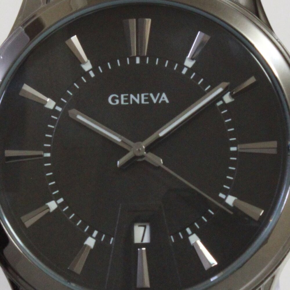 Geneva Men's Casual Quartz Watch Raised Indices GunMetal Finish 42mm - Picture 13 of 14